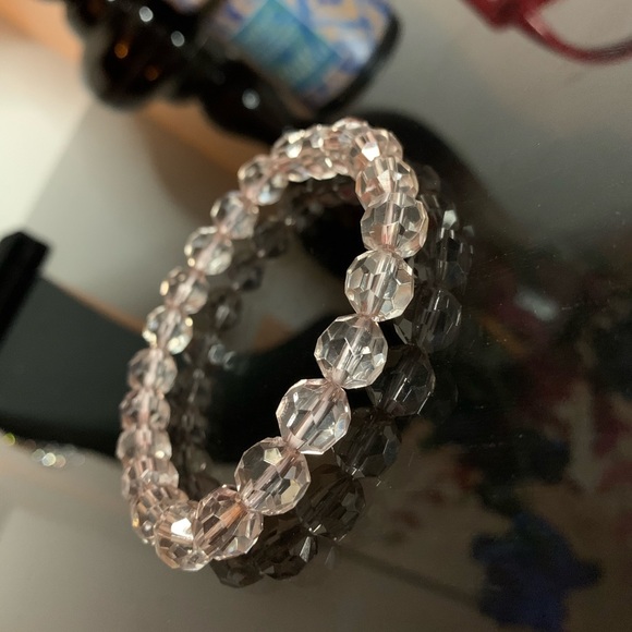 Transparent shiny beads bracelet🤍 - Picture 2 of 5